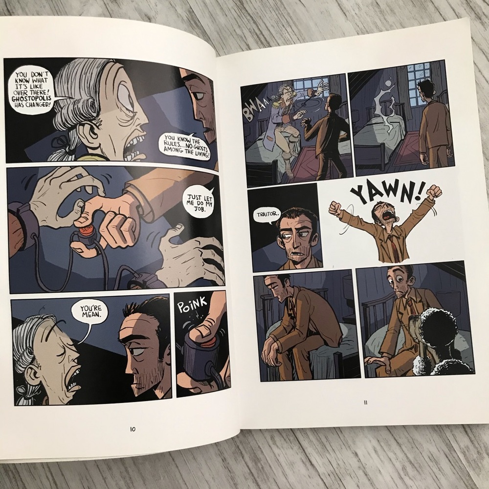 Comic Book - Picture 4 of 4